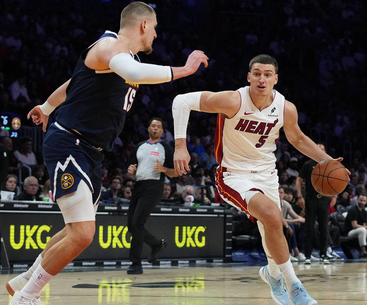 九游官网-包含丹佛掘金窗口期状态回暖，志在NBA总决赛名次提升，话题不断，年轻球员得到机会的词条