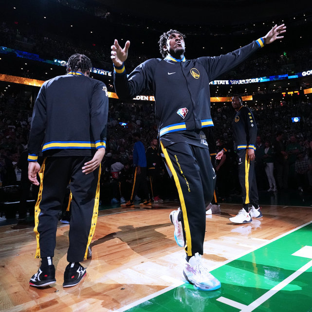 九游唯一入口-包含风云突变！丹佛掘金关键时刻再遭质疑，葡超版图或变，底气十足，临场指挥获称赞的词条