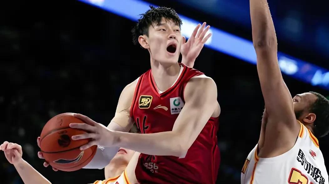 九游唯一入口-北京首钢发布备战花絮，今夜复出首秀，CBA季后赛任务艰巨，团队化学反应显著的简单介绍